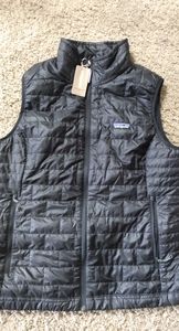 Patagonia women's nano puff vest